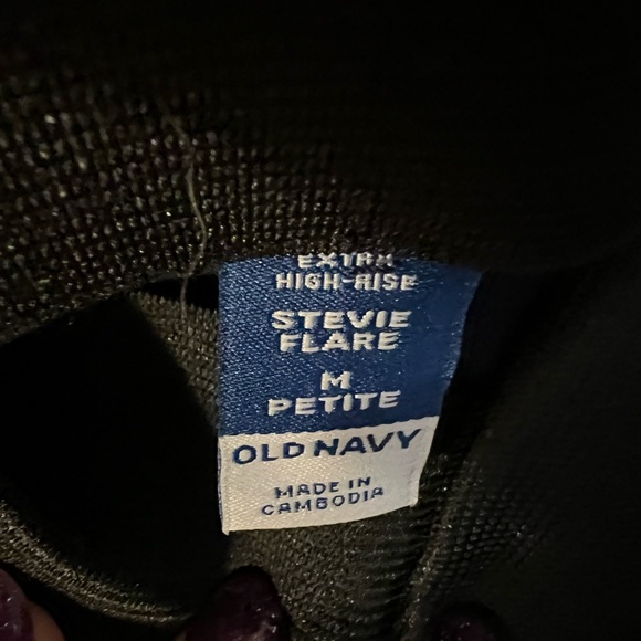 Old Navy never worn!! - Picture 3 of 5